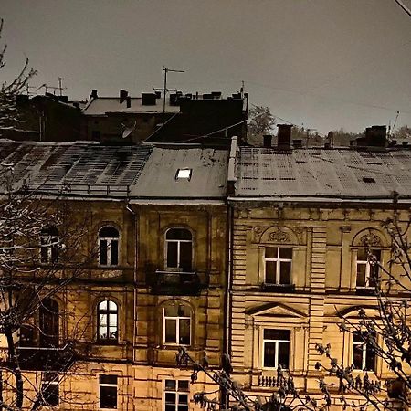 Valentine Apartment Lviv Extérieur photo