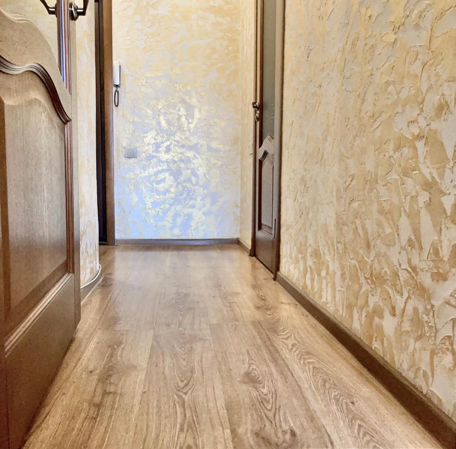 Valentine Apartment Lviv Extérieur photo