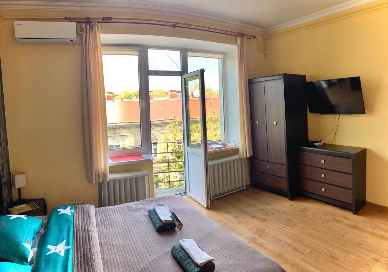 Valentine Apartment Lviv Extérieur photo