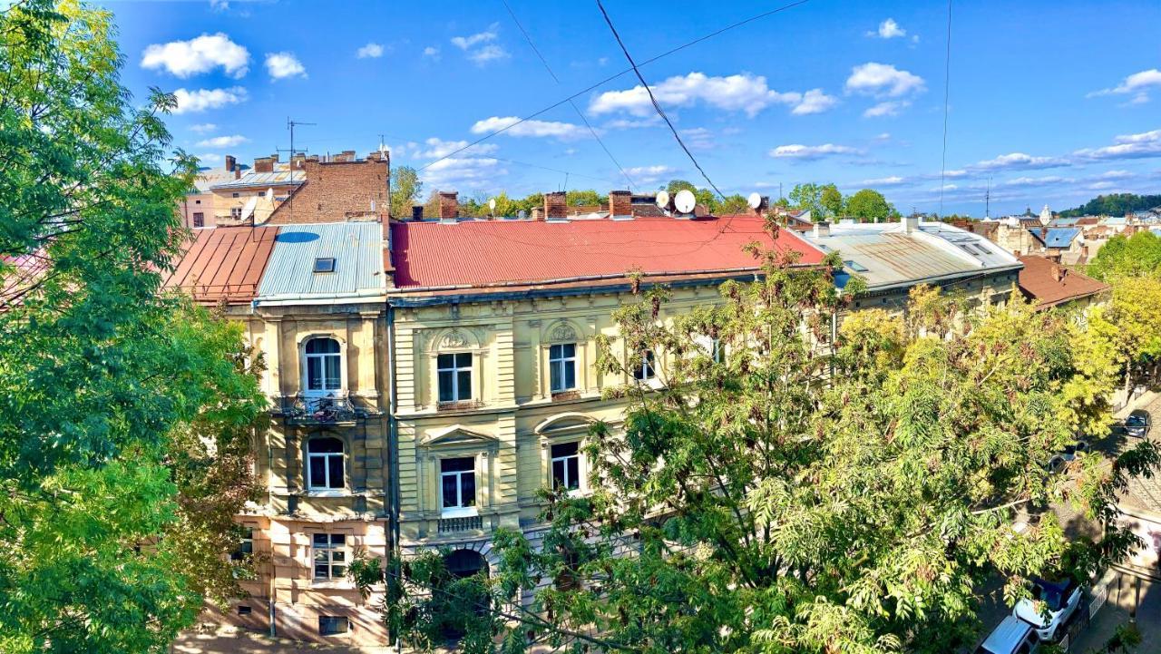 Valentine Apartment Lviv Extérieur photo