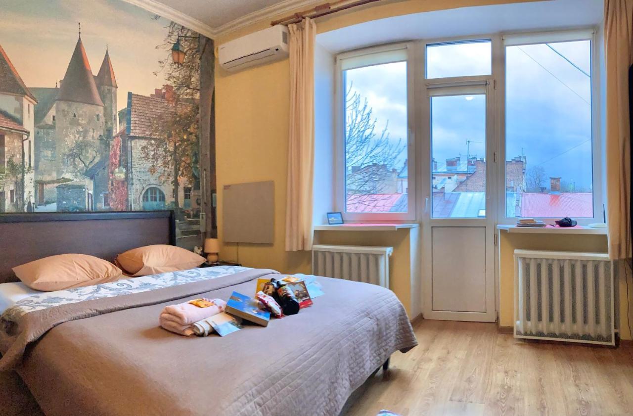Valentine Apartment Lviv Extérieur photo